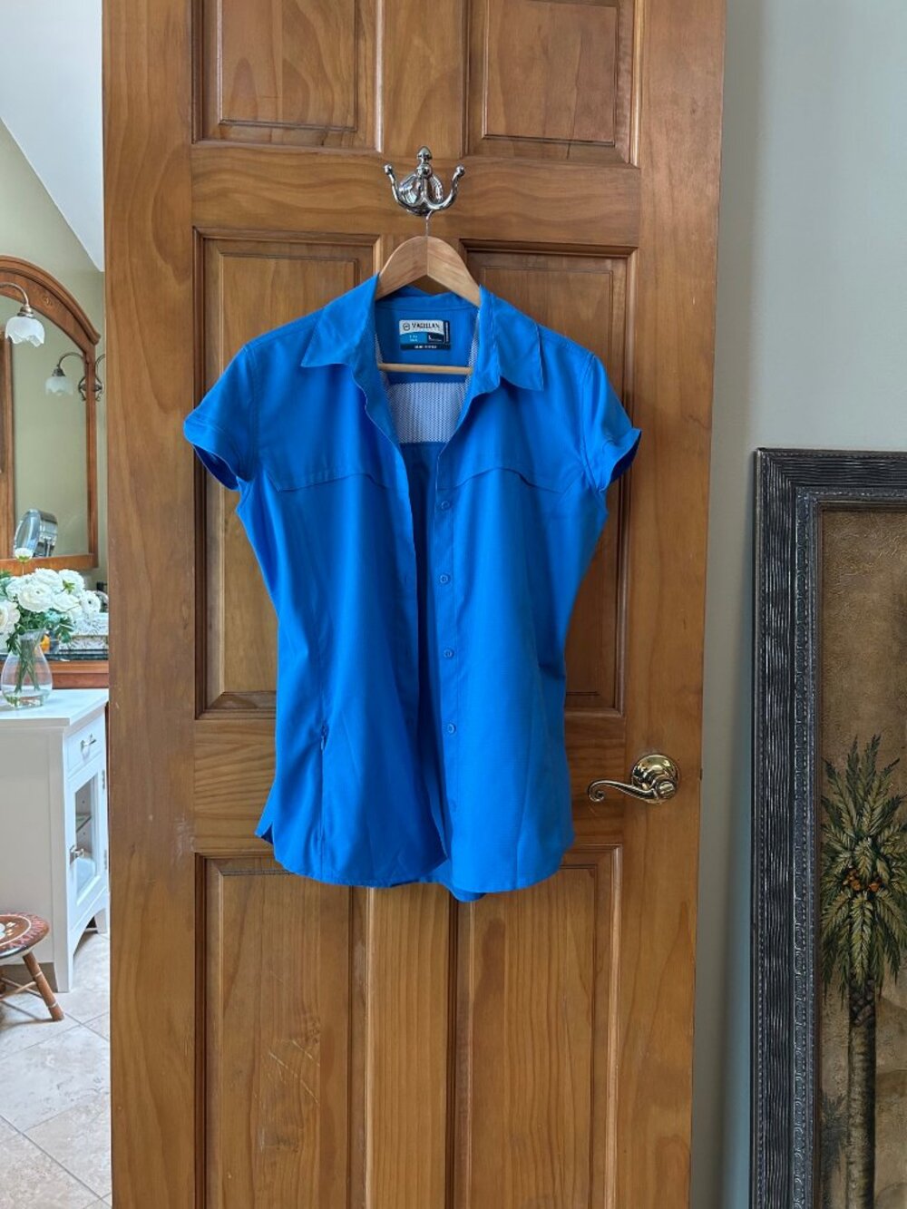 Magellan Outdoors Women's Blue Fishing Shirt Size L Vented Moisture Wicking
